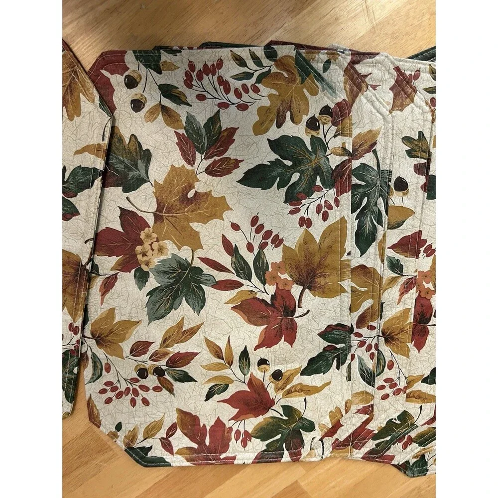 Thanksgiving Fall Placemats Set of 8 Plastic Reversible Autumn Leaves Acorns VTG